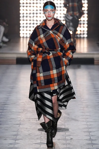 Look 31
